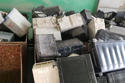 铅酸蓄电池回收厂家_回收干电瓶_废旧电池片回收